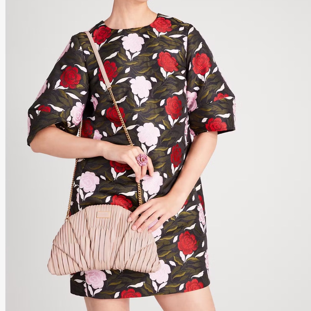Kate Spade Patisserie Pleated 3d Croissant Clutch & Crossbody NWT/NIP 🥐🍓 - Picture 3 of 9